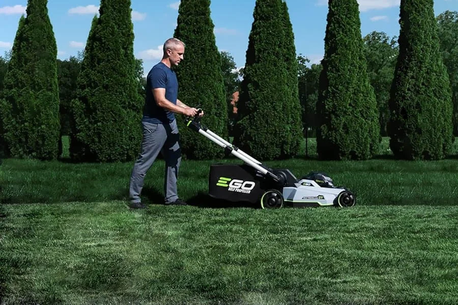 cordless electric lawn equipment